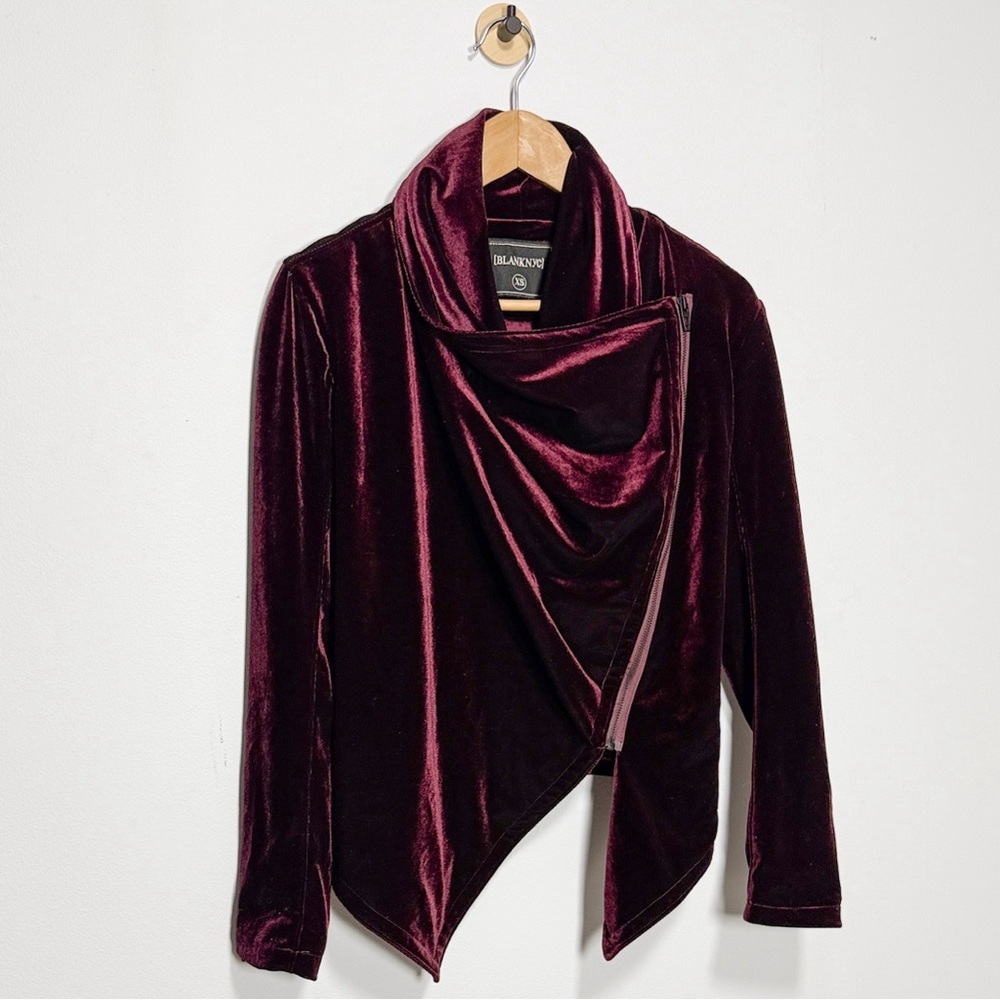 BLANKNYC Burgundy Velvet Jacket XS Draped Asymmetrical Zip Wine Holiday Glam